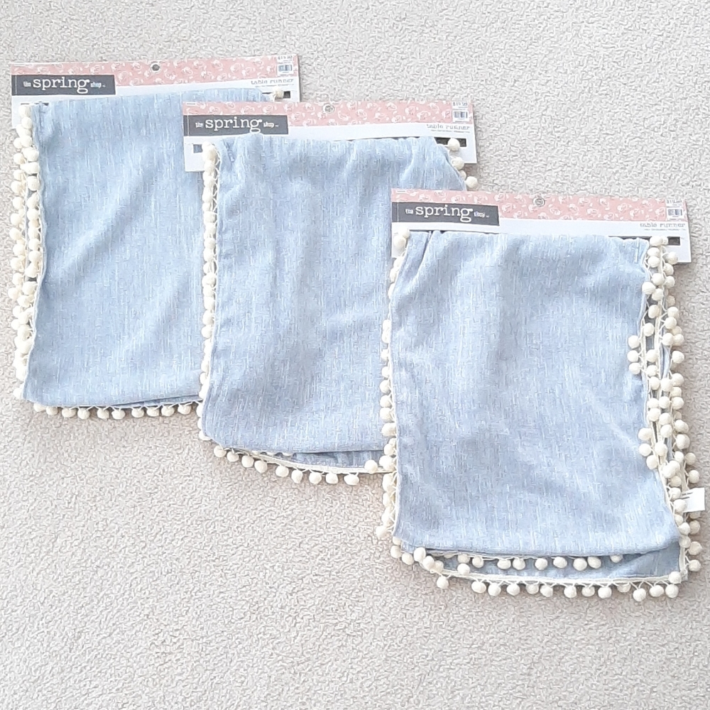 NWT blue Easter holiday fringed table runners.